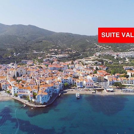 Beachfront Suite In Cadaques Center Экстерьер фото