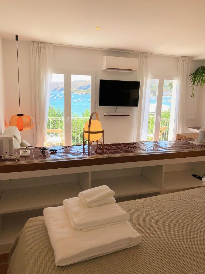 Beachfront Suite In Cadaques Center Экстерьер фото
